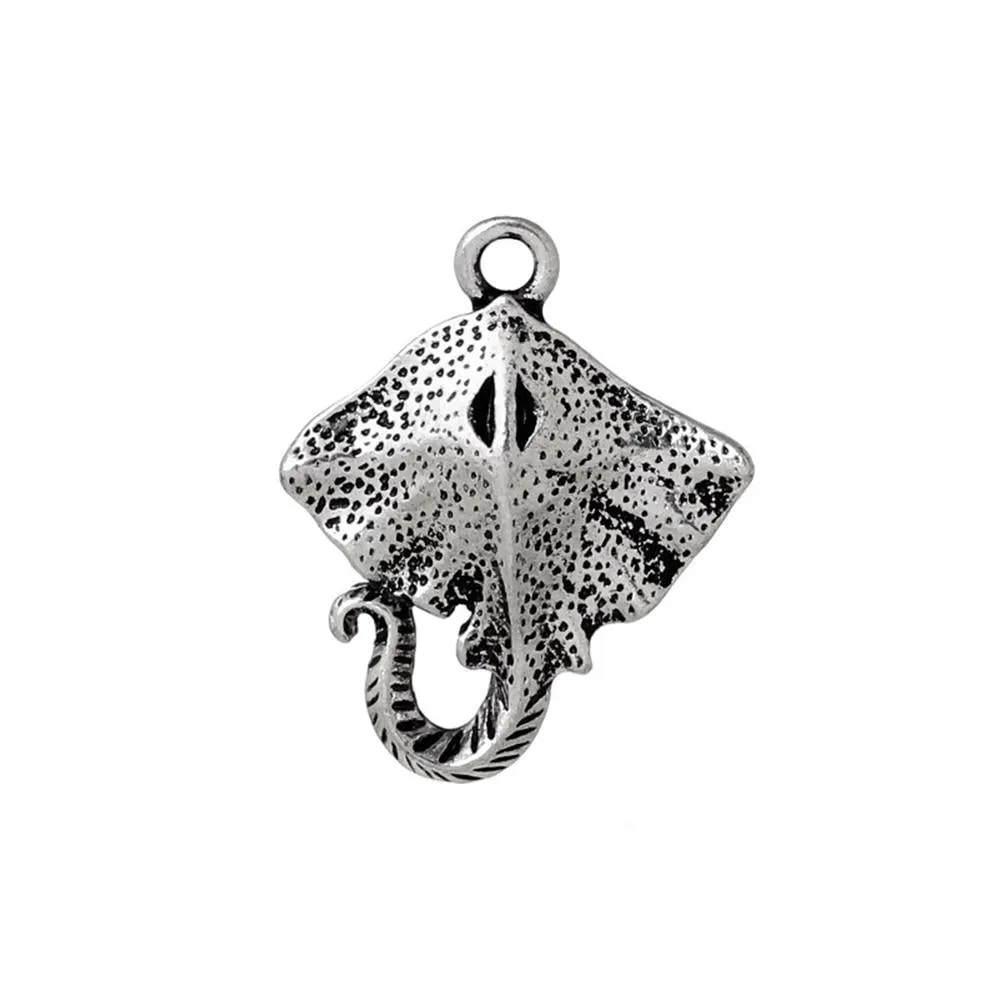 10 Pcs Tibetan Silver MANTA RAY FISH 27mm x 22mm Charms Pendants, Lead & Nickel Free Metal Charms Pendants Beads