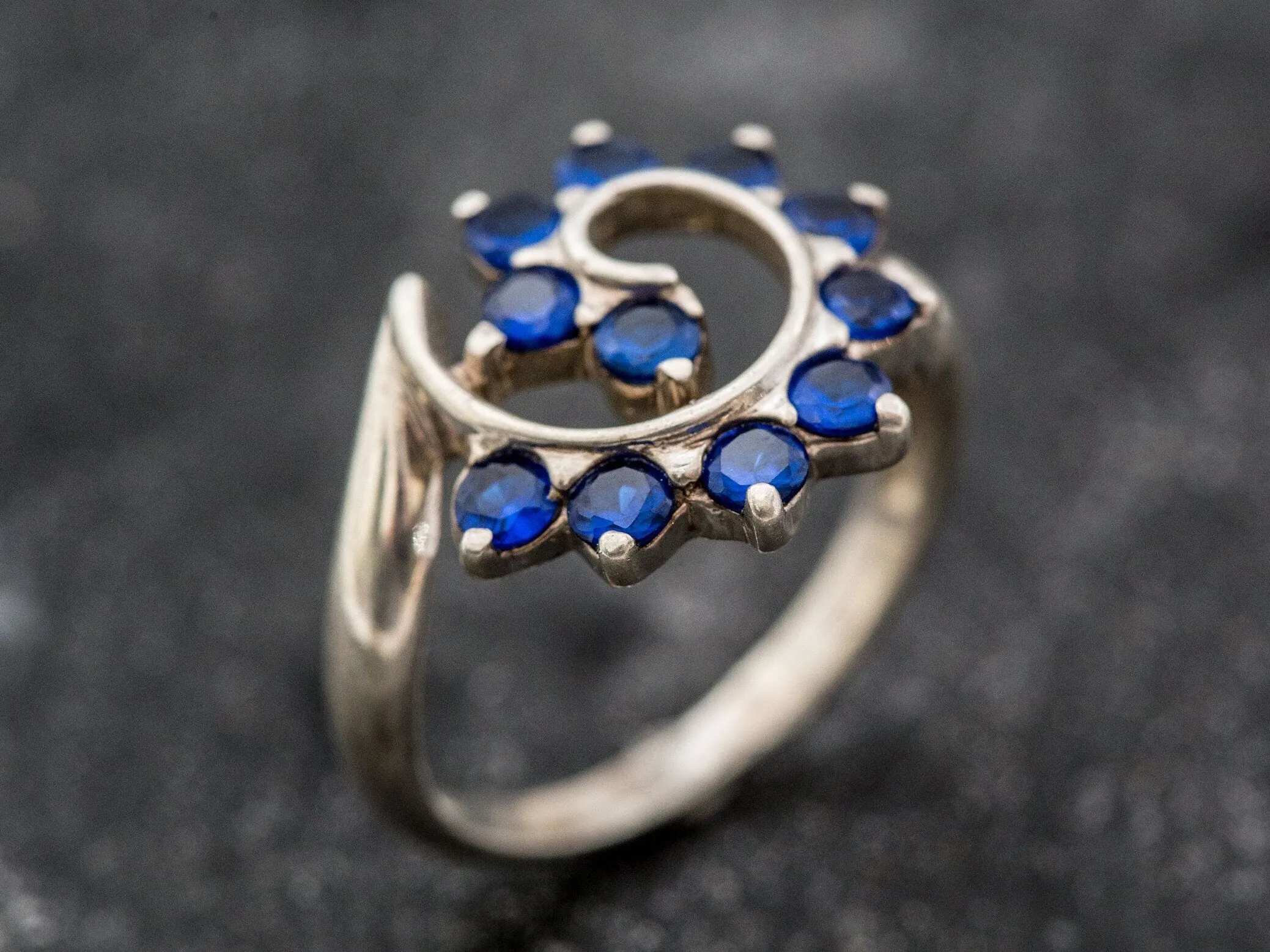 Blue Swirl Ring - Spiral Sapphire Ring - Vintage Statement Ring