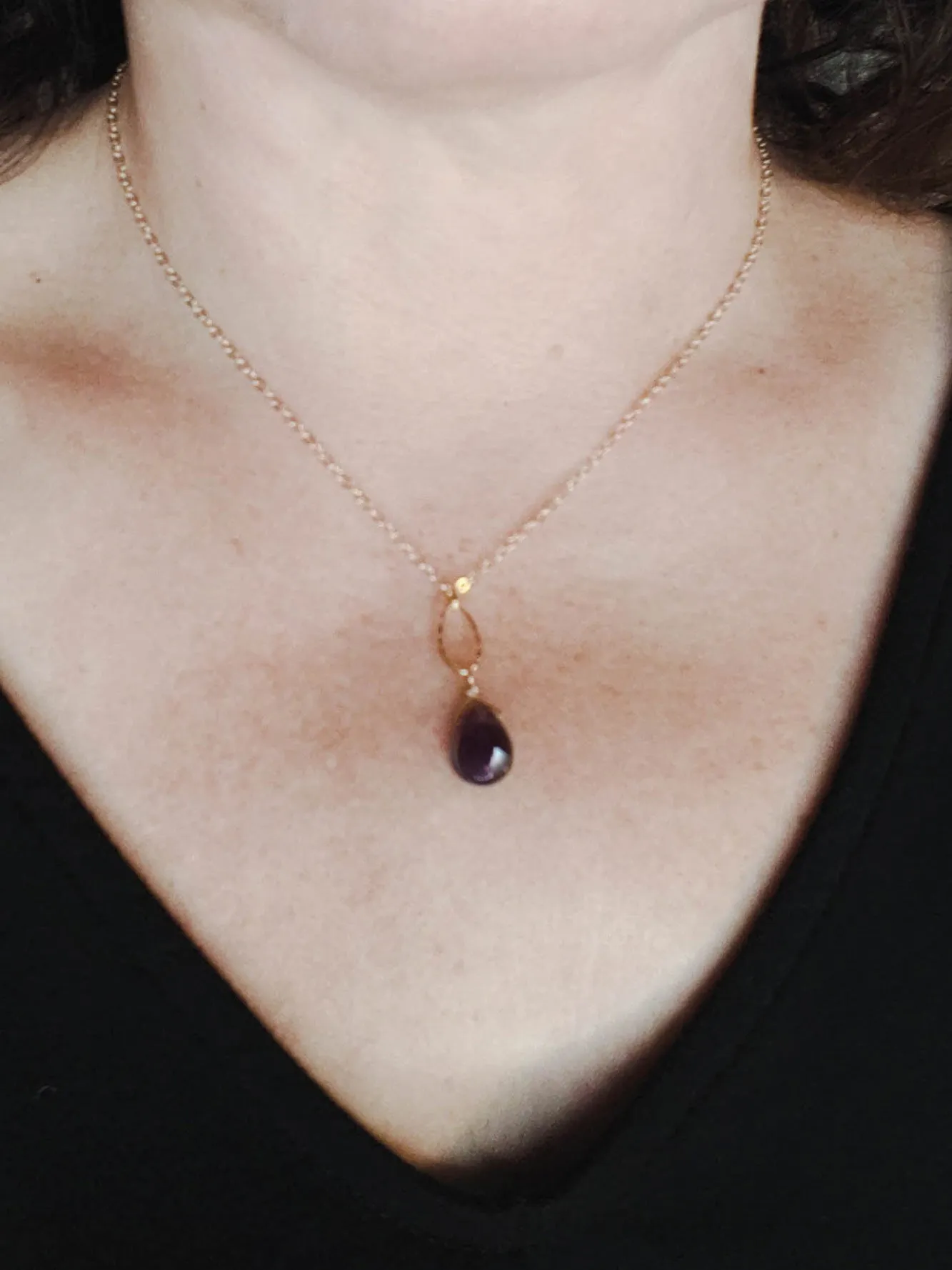 Chrysanthe: Amethyst Necklace - n501