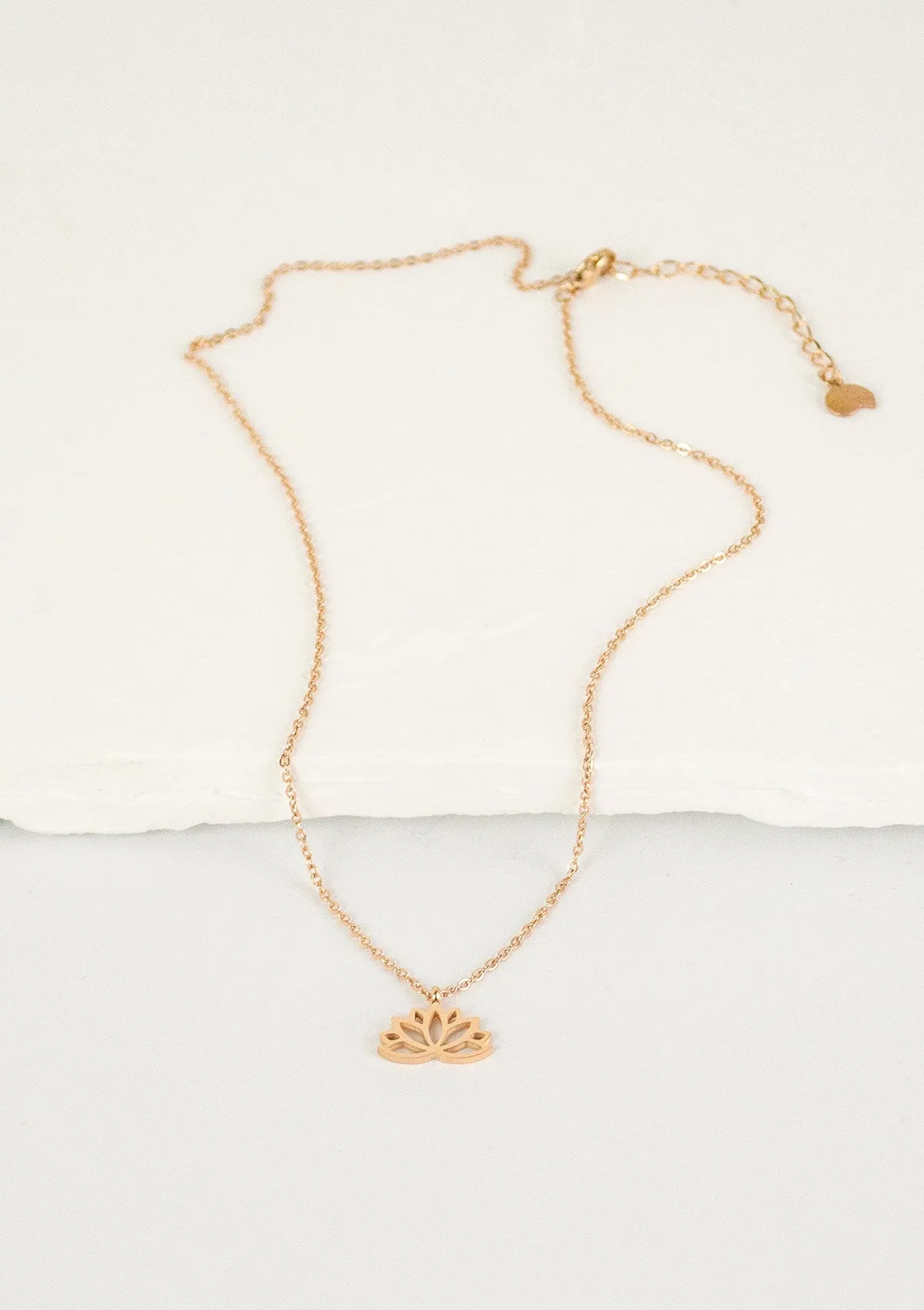 Lotus Pendant Necklace Rose Gold