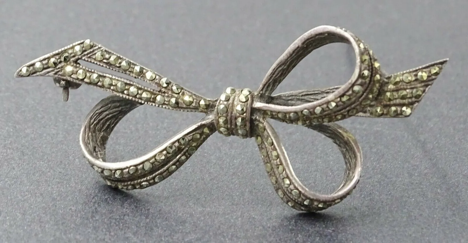 Marcasite Bow 925 Sterling Silver Brooch