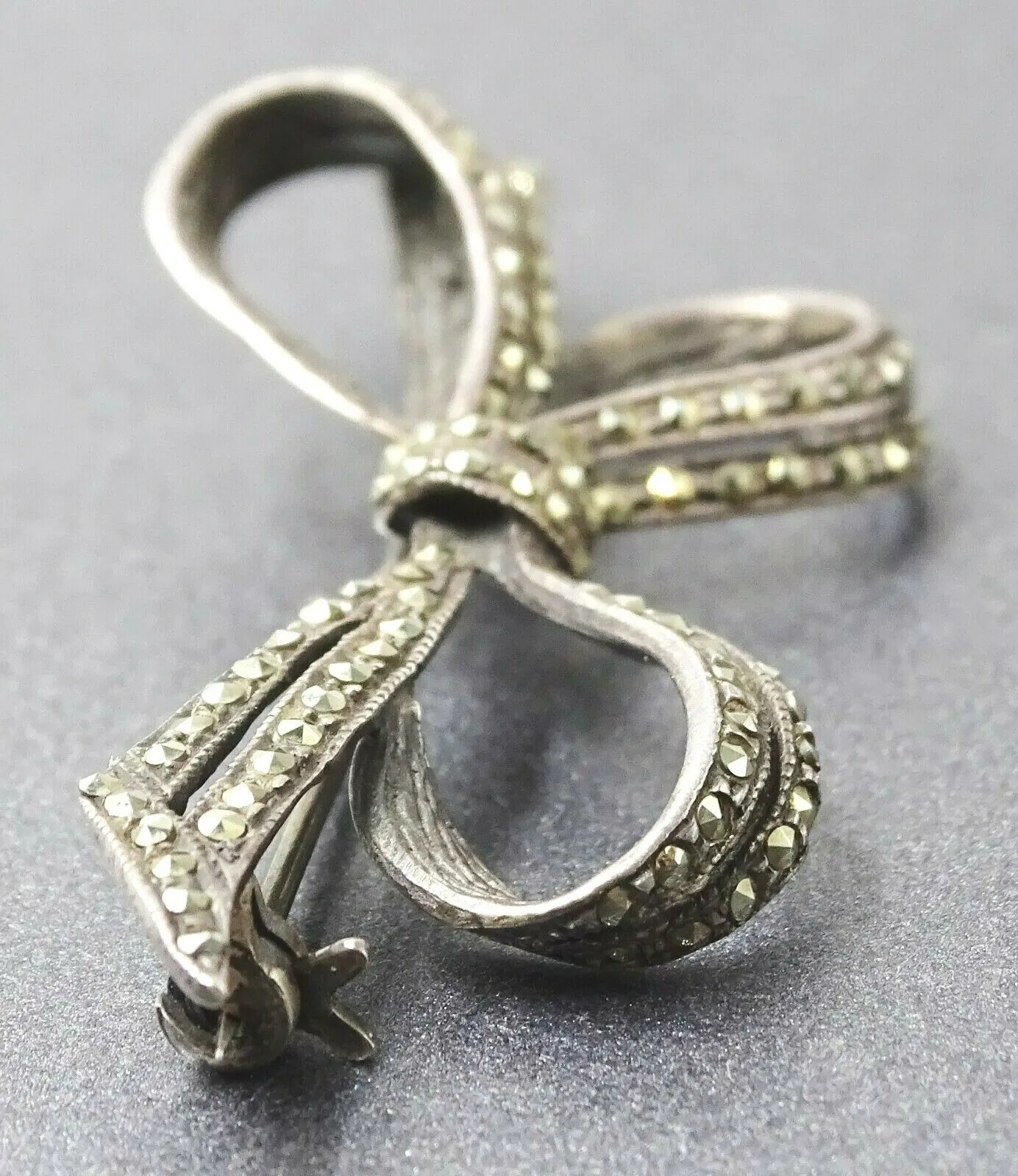 Marcasite Bow 925 Sterling Silver Brooch