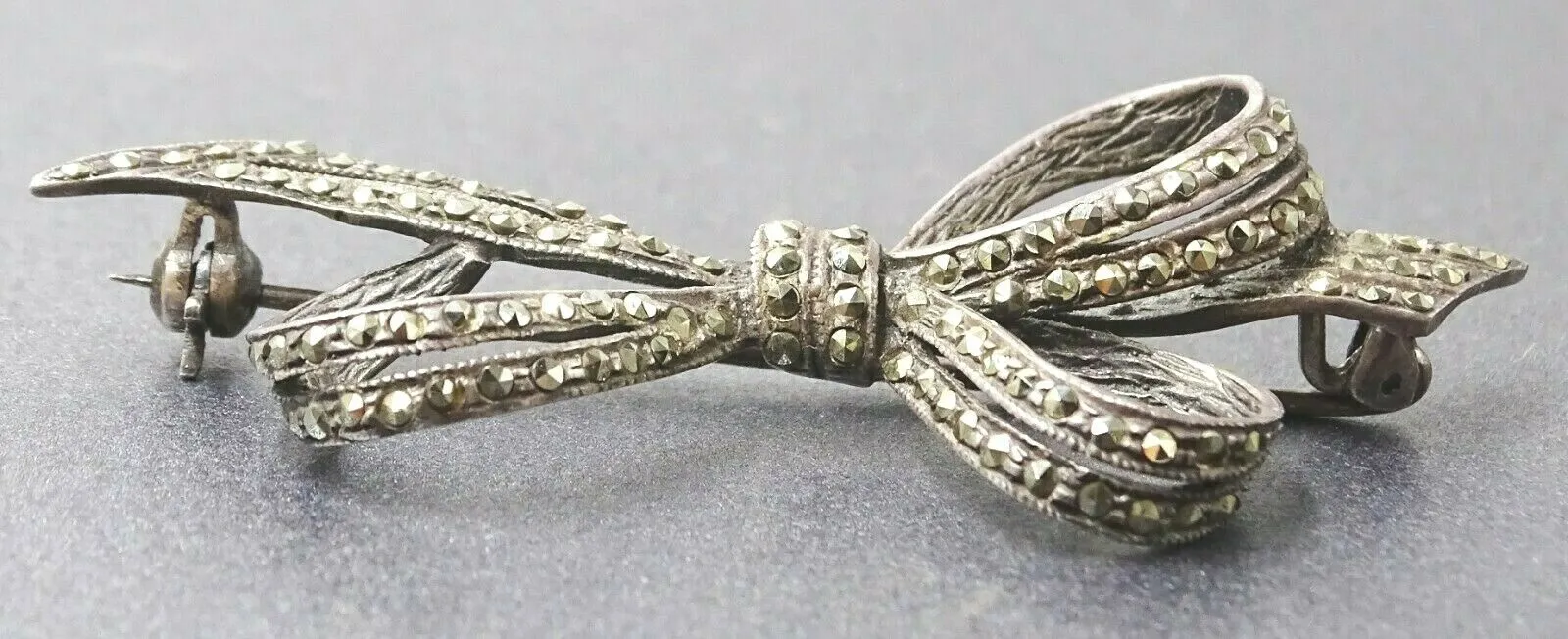 Marcasite Bow 925 Sterling Silver Brooch