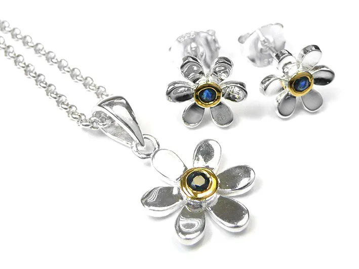 Silver Pendant - Pretty Daisy Sapphire