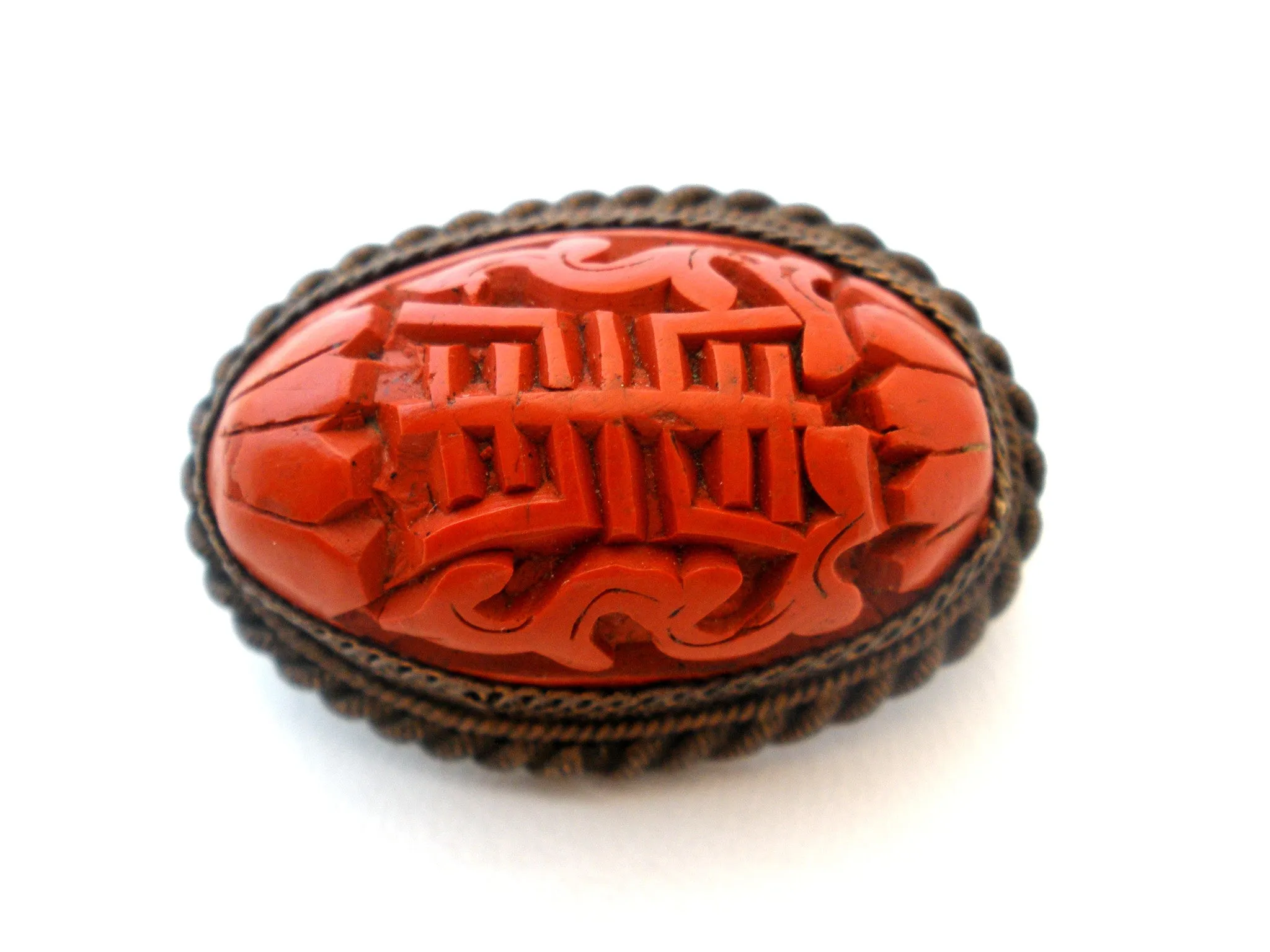 Vintage Chinese Export Cinnabar Brooch Pin