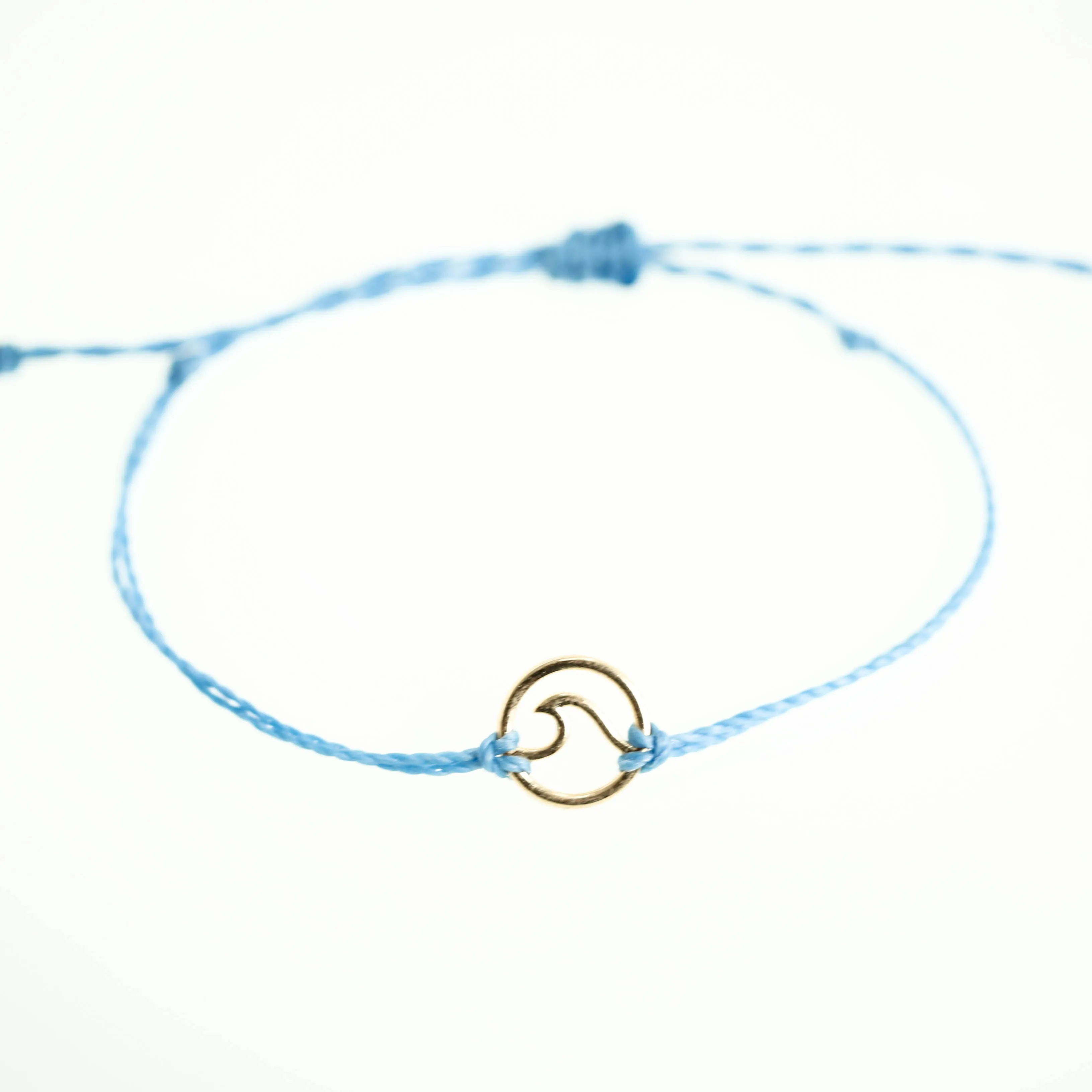 WAVE DISC FRIENDSHIP BRACELET