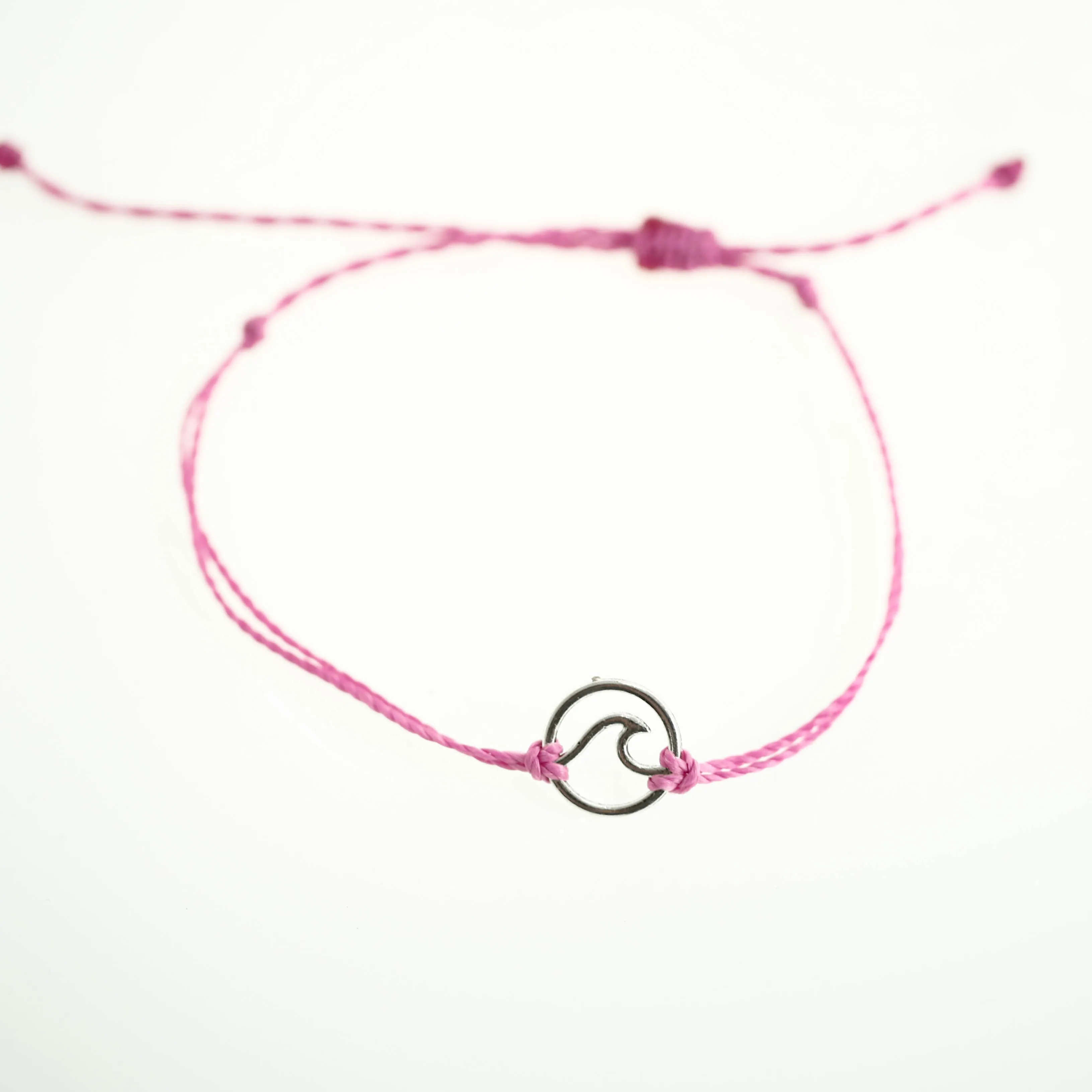 WAVE DISC FRIENDSHIP BRACELET