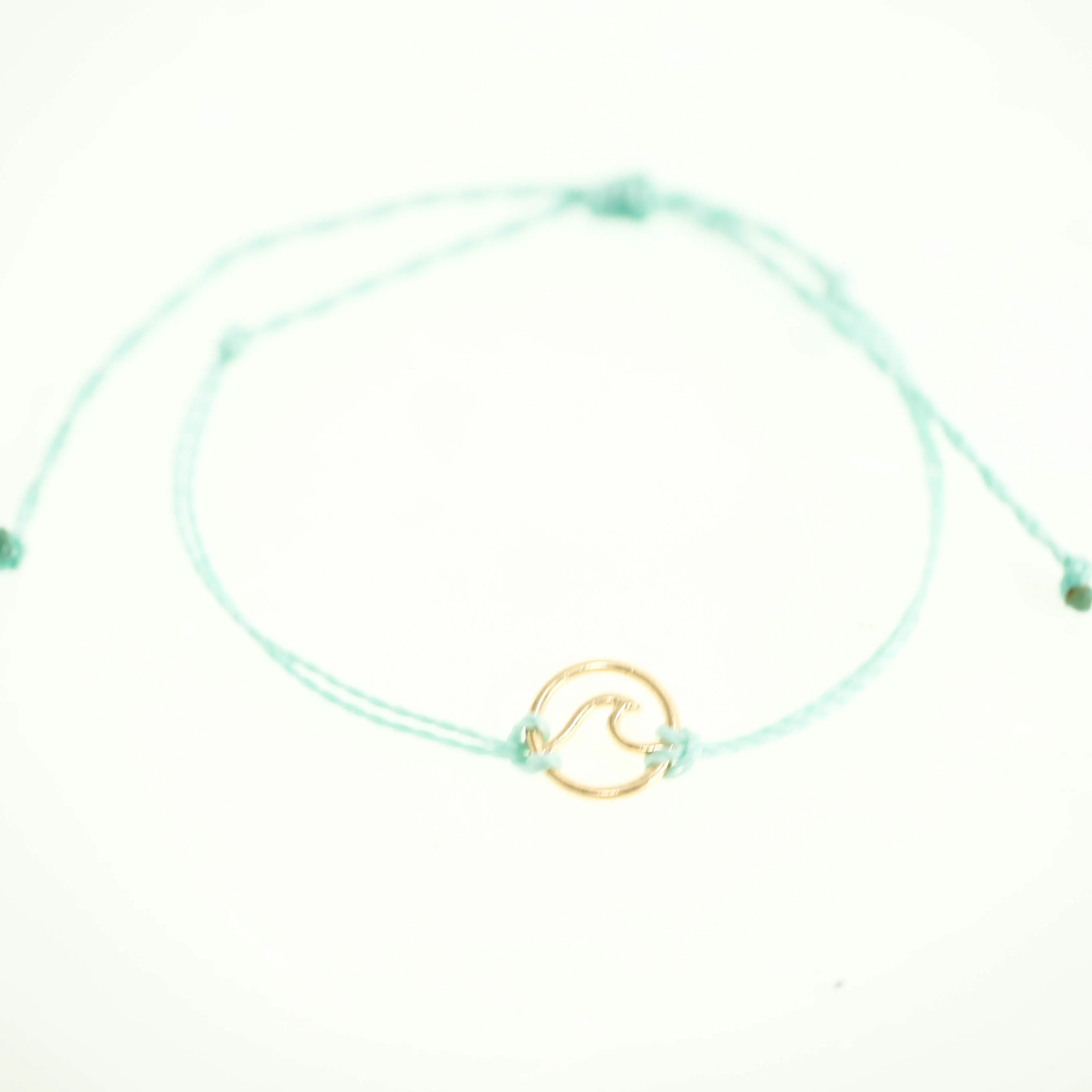 WAVE DISC FRIENDSHIP BRACELET